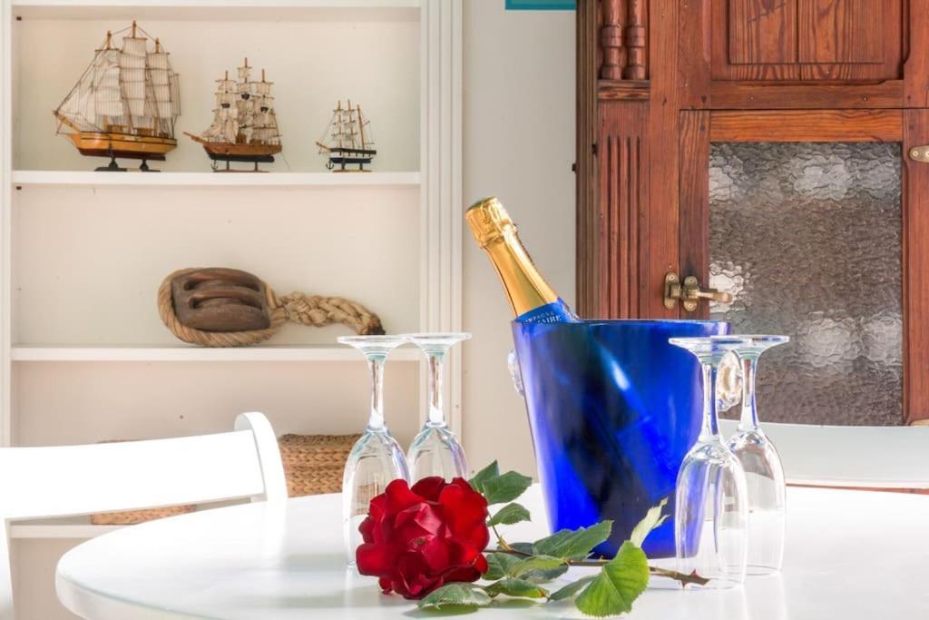 La Nonete Apartment วีลล์ฟรองซ์-ซูร์-แมร์ ภายนอก รูปภาพ